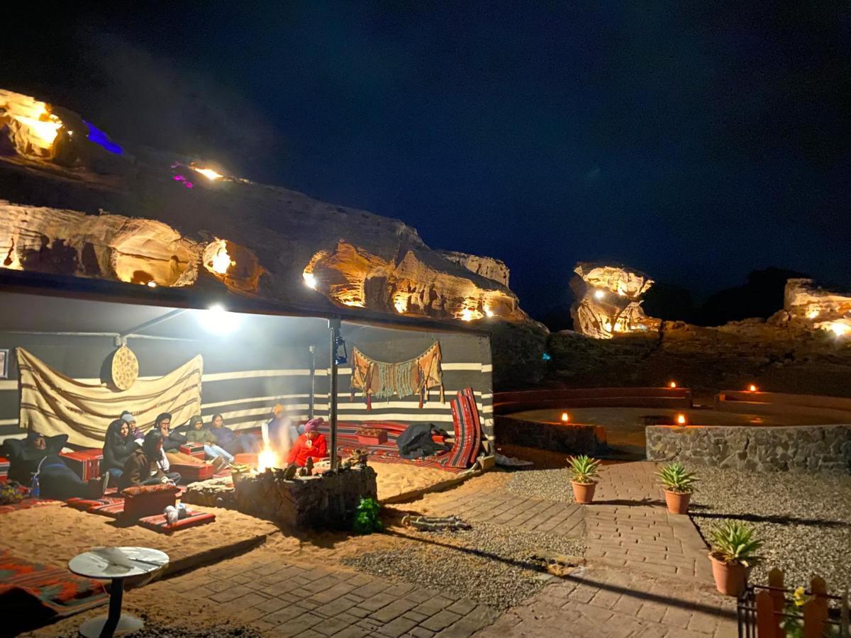 Desert Island Camp 瓦迪拉姆 外观 照片